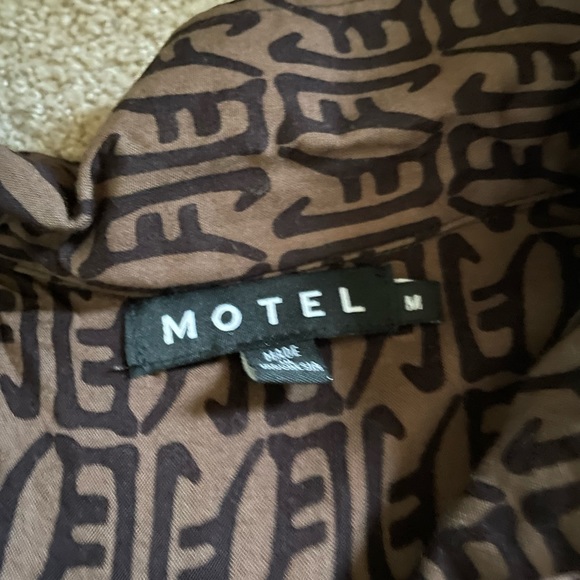 Motel Rocks button down - Picture 2 of 3